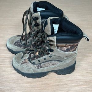 Boy’s Itasca Sonoma Kid Carbine hunting boots Size 3